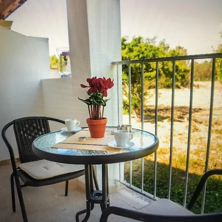 Theodoros Studio شقة *